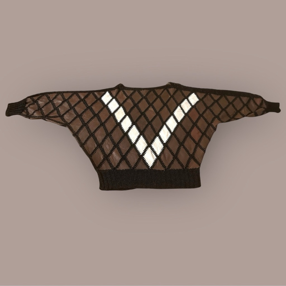 354 - TOP / SWEATER HANDMADE - Picture 6 of 16